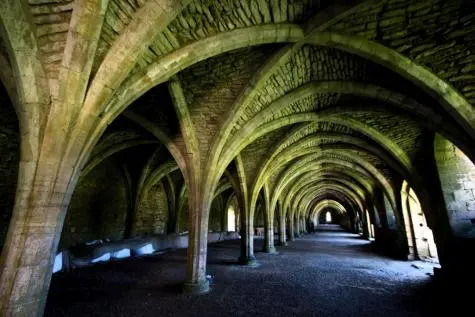 Yorkshire, Ripon, Fountains Abbey