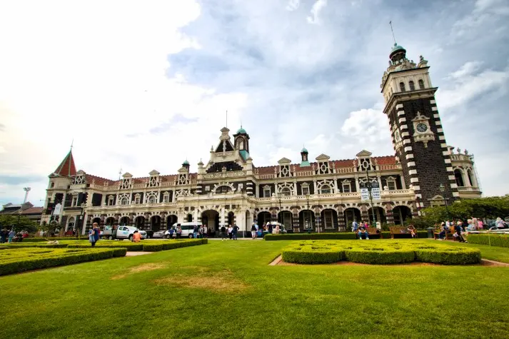 New Zealand, Dunedin, Railway station