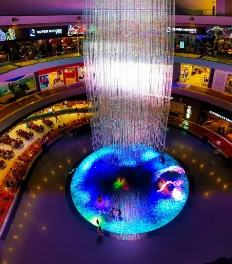 Singapore, Marina Bay Sands shopping center