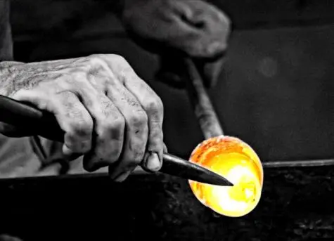 Malta, Ta Dbiegi Craft Village, Glass manufacture