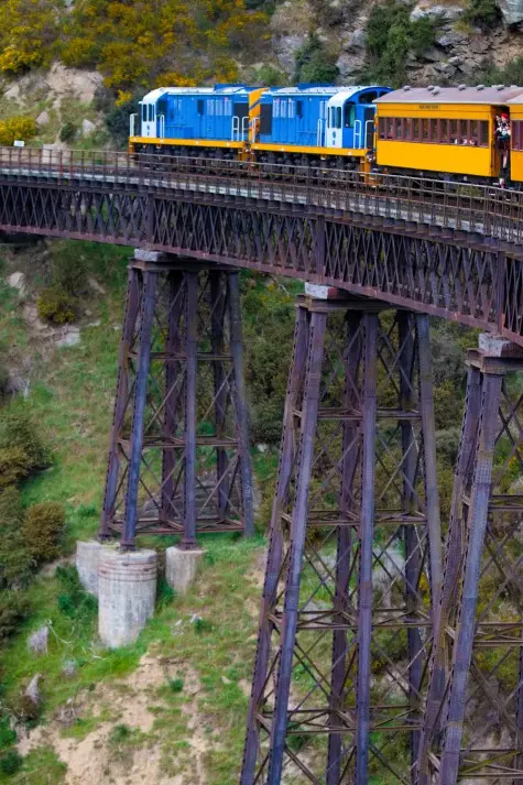 New Zealand, Taieri Gorge Railway