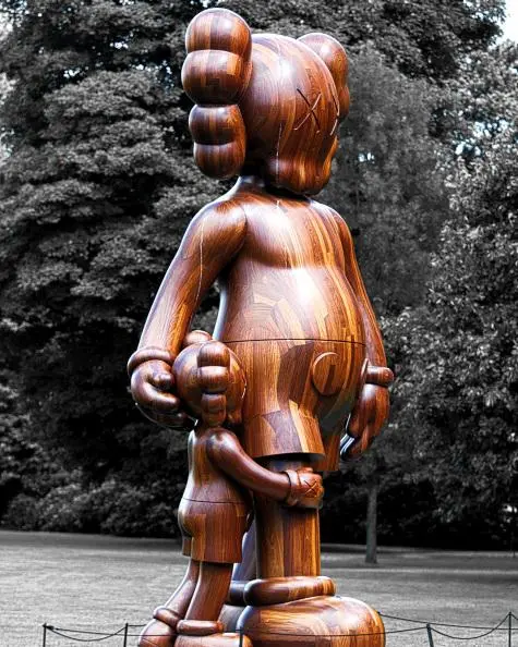 Yorkshire, Yorkshire Sculpture Park, KAWS