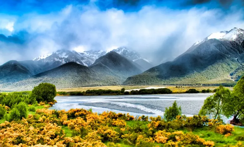 New Zealand, Arthurs Pass, TranzAlpine Railway