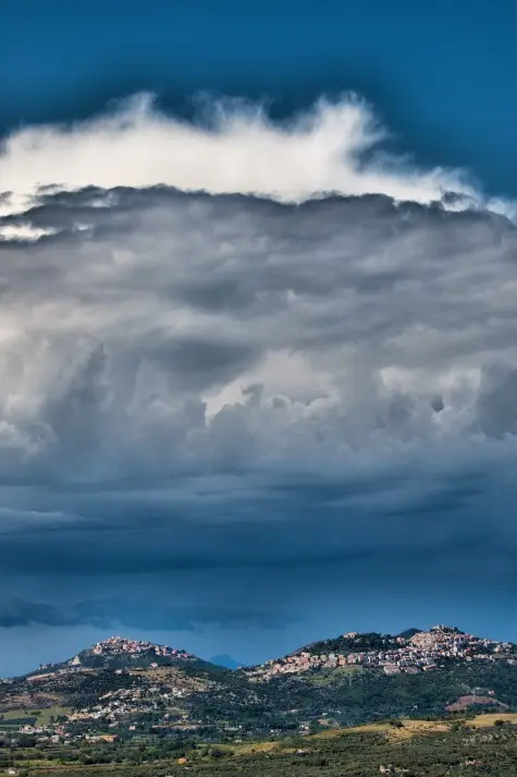 Italy, Rome, Cloudy skies, Tivoli