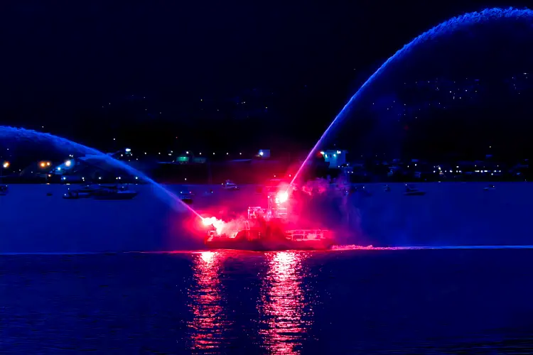 Canada, Vancouver, Fire Boat, Canada Day